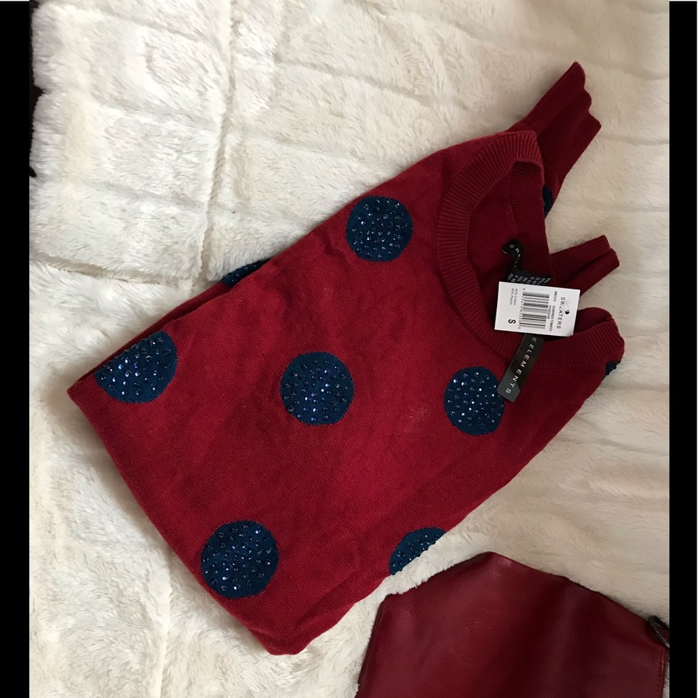 NWT Grace Elements red/blue sweater. Size small